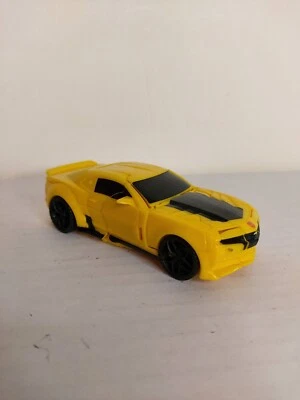 Transformers - The Last Knight 1 Step Turbo Changer Cyberfire Bumblebee  4” - Image 1 of 4