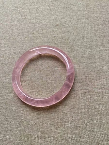Natürlicher Rosenquarz Madagaskar Kristall Armreif Innendurchmesser 60,6 mm - Bild 1 von 8