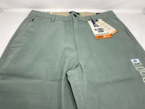 Dockers Hombre Calce Recto Ultimate Chino con Smart 360 Flex Regular - 33Wx30L - Imagen 1 de 6