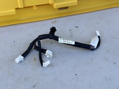 Arnés de cables conector bloque de conexión de batería Toyota Prius/Prius V 2010-2017  Foto 1 de 4