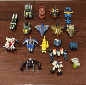Lot Mini Transformers Figures-Vintage-Not Sure Of Years - Bild 1 von 8