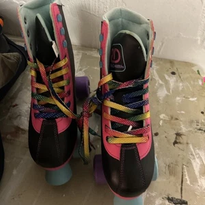 Girl’s Pixie Colorful Roller Skates - Adjustable sizing 3-6 Roller Derby - Picture 1 of 9