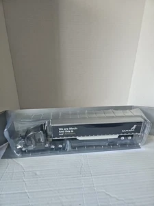 First Gear 1/64 Mack Anthem Sleeper Cab With Box Trailer Perfect! New In Box - Picture 1 of 3