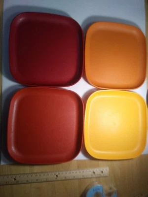 Platos cuadrados Tupperware vintage Foto 1 de 4