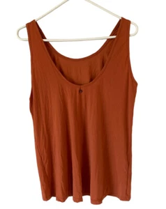 Maaji Tank Top Women's Size M Low Back Knit Burnt Orange Activewear NWT - Picture 1 of 5