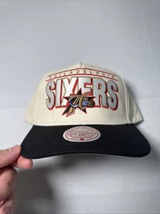 Philadelphia 76ers Mitchell & Ness Throwback Retro Pro Crown Snapback Cream Hat - Picture 1 of 7
