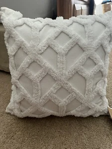 white decorative pillow - Picture 1 of 3
