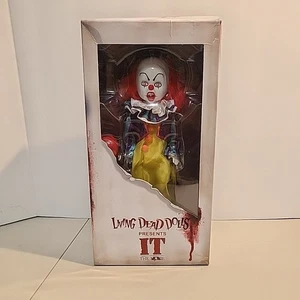 Living Dead Dolls Pennywise IT The Movie by Mezco Toyz 2017 - Picture 1 of 6