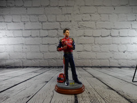 2001 Limited Edition "Jeff Gordon With Helmet" Figurine Cover