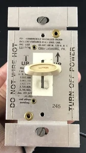 LUTRON GLV 600 GLYDER  SINGLE POLE DIMMER IVORY Lot Of 3 F4.3 - Picture 1 of 3