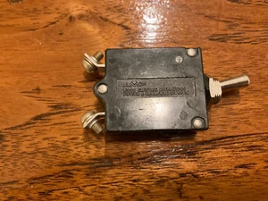10 AMP CB, Toggle Switch, Beech Bonanza, PN 112-210-101, CM3589-10 - Picture 1 of 3