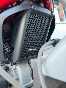 Griglia protezione radiatore olio per Ducati Monster 796 - 1100 - 1100 EVO - Picture 1 of 2