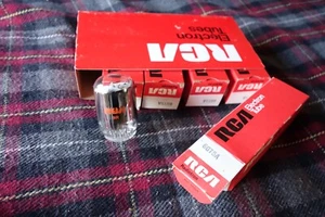 HÜLLE MIT 5 RCA 6GT5A NOS NEW OLD STOCK VINTAGE RÖHREN GETESTET - Bild 1 von 4