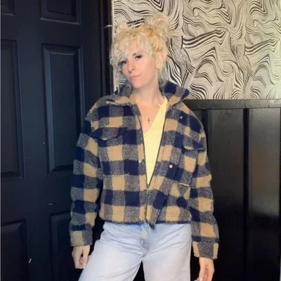 Casaco de inverno xadrez feminino American Eagle jaqueta lã XS - Imagem 1 de 4