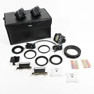 Nikon R1C1 Wireless Close-Up Speedlight System #551 - Image 1 of 4