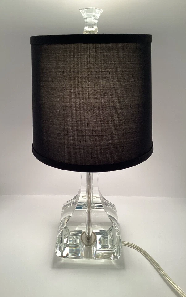 Lámpara de mesa Brigette 3331 mini acento cristal plomo de Robert Abbey Foto 1 de 4