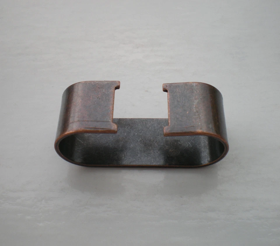 Ressort d'embrayage pour JONSERED 625, 630, 670, 2063, 2065, 2071, 2163 [#503... - Photo 1/1