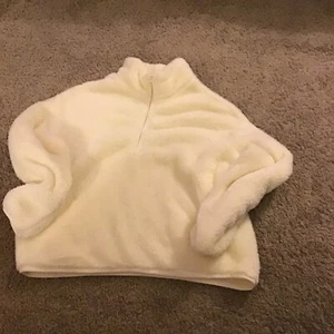 USED H&M sz Sm half zip furry pullover off white - Picture 1 of 4