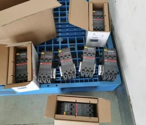 1 pieza Interruptores de control y protección ABB CPX45-44 10180735 NUEVO Fedex o DHL - Imagen 1 de 1