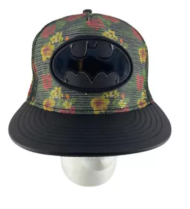 BATMAN Snapback Trucker Sombrero Gorra DC Comics Ajustable Estampado Floral Malla Parte posterior - Imagen 1 de 6