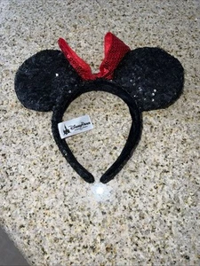 Diadema Disney Minnie Mouse Red Lentejuelas Lazo Orejas Usada en Excelente Estado, Sin Etiqueta - Imagen 1 de 1