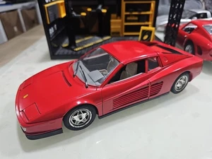 Burago BBurago Ferrari Testarossa Rossa Red 1984 1/18 3019 - Foto 1 di 21