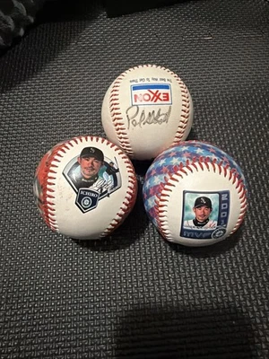 Pelotas de béisbol MLB 2 Marineros Ichiro Suzuki “Fotoball” y una pelota firmada por Paul Abbott Foto 1 de 4