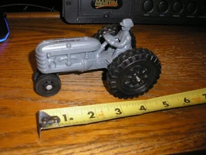 RARE Vintage 4 7/8" Plastic Scale Model Museum Toys 1997 Farm Tractor Free SHIP - Picture 1 of 5