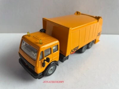 Occasione SIKU 2926 - Mercedes Benz 2232 Cassone Immondizia Casalinghe Al 1/55 ° - Immagine 1 di 4