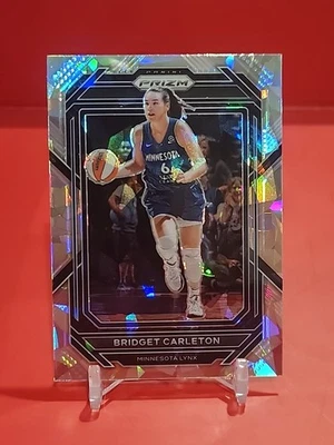 2023 Panini Prizm WNBA Bridget Carleton #37 Cracked Ice Minnesota Lynx - Image 1 of 2