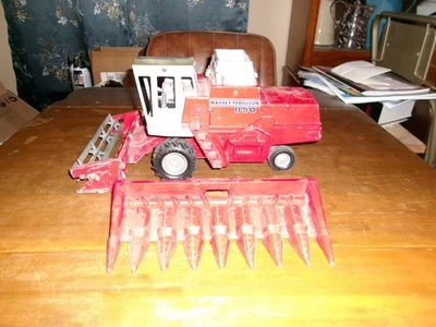 Vintage 1/20 Massey Ferguson 850 Combine With Both Heads Farm Toy Implement ! - Image 1 of 4