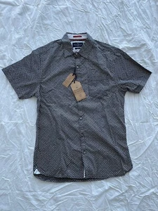 Men’s Button Down Short Sleeve Shirt - Picture 1 of 2