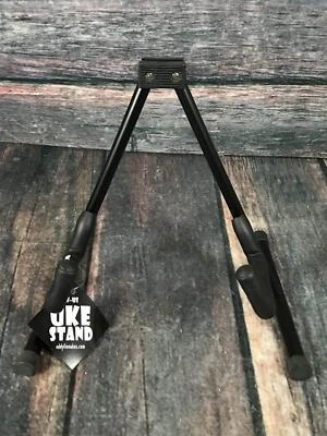 Eddy Finn EF-US2 Ukulele Stand - Image 1 of 2