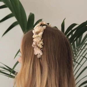 Haarreif aus Trockenblumen - Picture 1 of 7