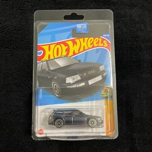 Hot Wheels Super Treasure Hunt ’94 Audi Avant RS2 ships in protector! - Picture 1 of 2