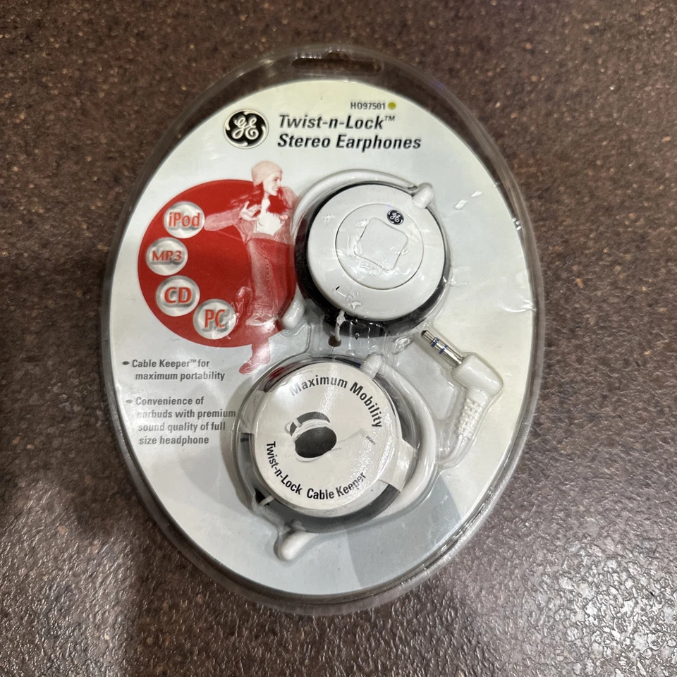GE HO97501 Blanco Portátil Sobre la Oreja Auriculares Estéreo Twist-n-Lock Cable Mantener Foto 1 de 2