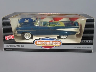 D58 ERTL 7490 CHEVY BEL AIR 1957 BLU AMERICAN MUSCLE 1:18 IN SCATOLA CHEVROLET - Immagine 1 di 4