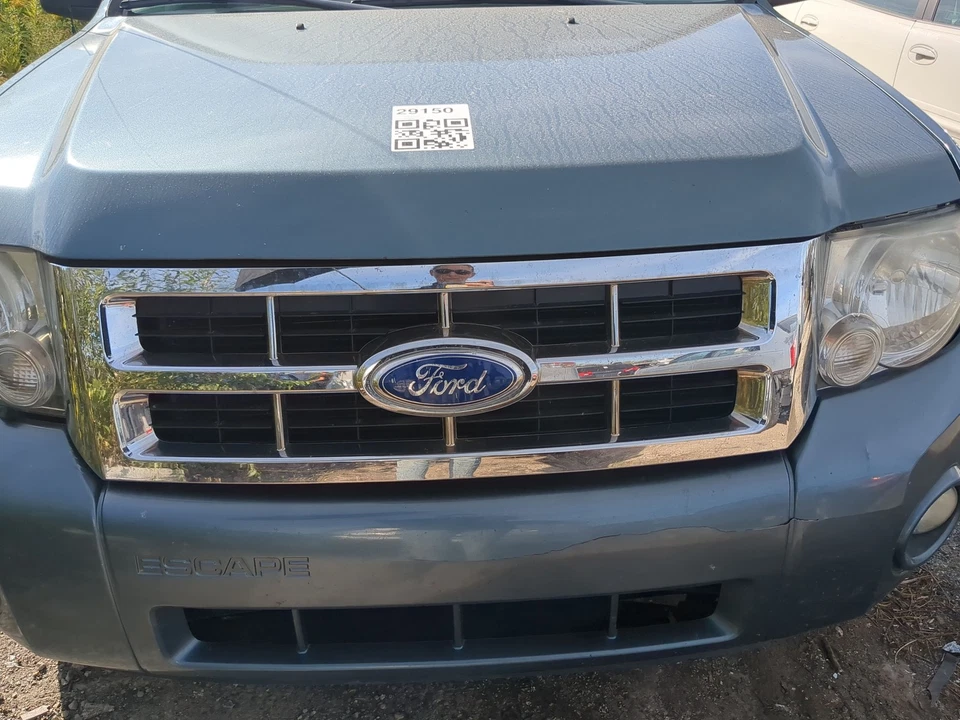 2008-2012 Ford Escape Front Grille Bumper Not Included WRFDU - Image 1 of 1
