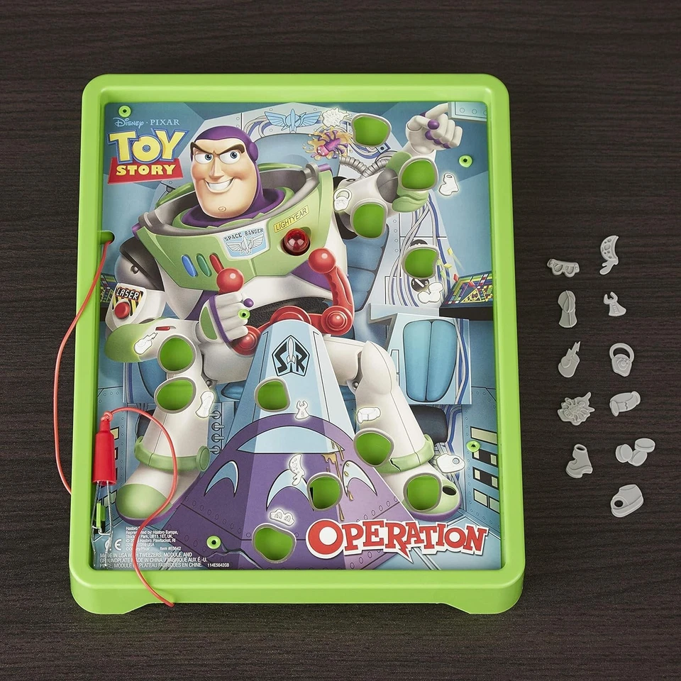Buzz Lightyear Toy Story Allegro Chirurgo Gioco da Tavolo Edizione Disney Pixar - Immagine 1 di 4