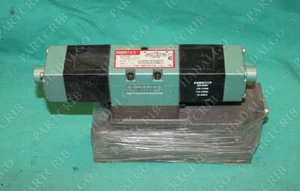 Numatics, 153SS525K000030, Solenoid Valve Pneumatic - Picture 1 of 3