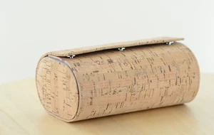 Prezzo autunnale scatola per orologi scatola da viaggio rotolo per 2 orologi sughero/velluto blu abbottonato - Foto 1 di 4