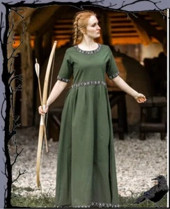 Vestido noble de verano medieval manga corta - Ennlin Leonardo Carbone - Imagen 1 de 4