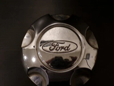 Tapacubos central Ford Ranger Explorer Crown Vic 1998-2011 plateado YL24-1A096-CB Foto 1 de 4