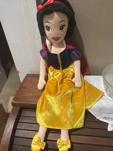 Disney Store Princess Snow White 20" Plush Doll Soft Toy See Description - Picture 1 of 7