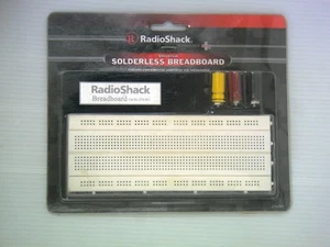 276-001 - BREADBOARD 2 STRIP 2.5X6.75IN 840 HOLES AND BINDING POST - Picture 1 of 2