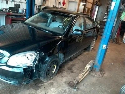 Nudillo/trozo trasero derecho pasajero sin ABS se adapta a 06-10 OPTIMA 10150671 Foto 1 de 4