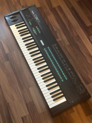Yamaha DX7 Mark 1 Synthesizer - Bild 1 von 3