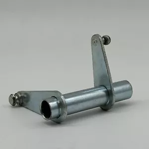 Porsche 911 Bell Crank Reverse Lever Throttle Pivot Shaft Transaxle Linkage - Picture 1 of 2