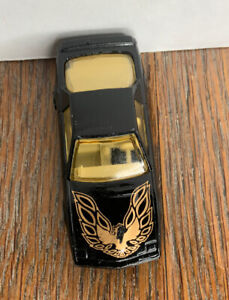 Maisto Pontiac Firebird Die-cast Black & Gold Car