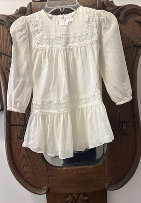 Chloe слоновой кости вышитый логотип крючком шелк платье с длинными рукавами Sz 5 маленьких девочек - Изображение 1 из 4